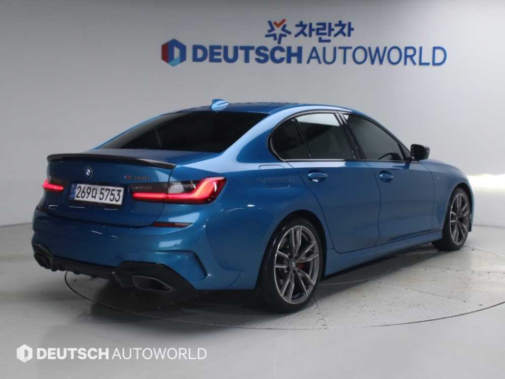 BMW 3시리즈 M340i 사진 2/20