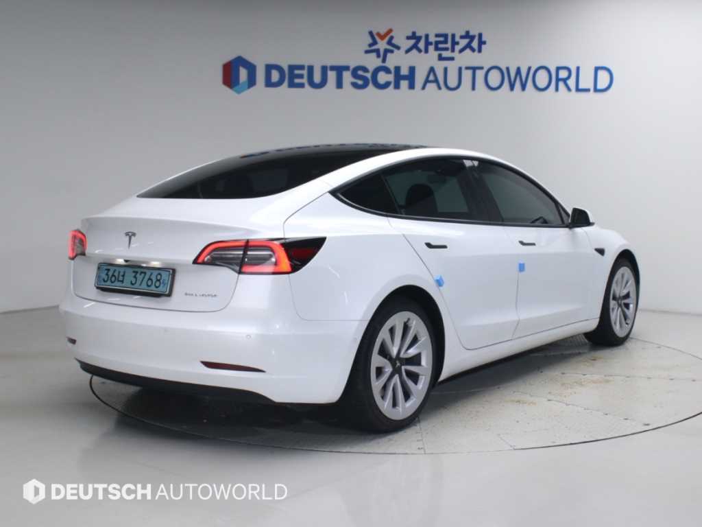 테슬라 모델 3 롱 레인지 사진 2/20