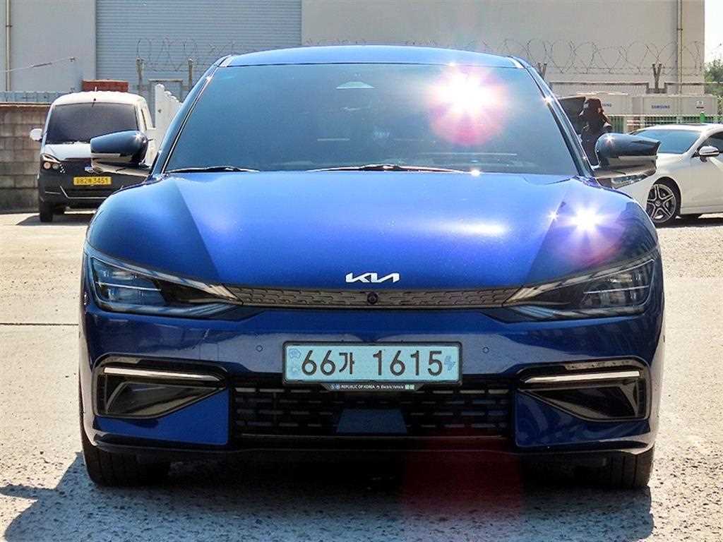 기아 EV6 롱레인지 AWD GT Line 사진