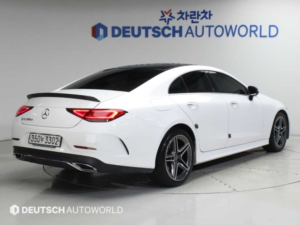 벤츠 CLS 클래스 CLS 300d AMG Line 사진 2/20