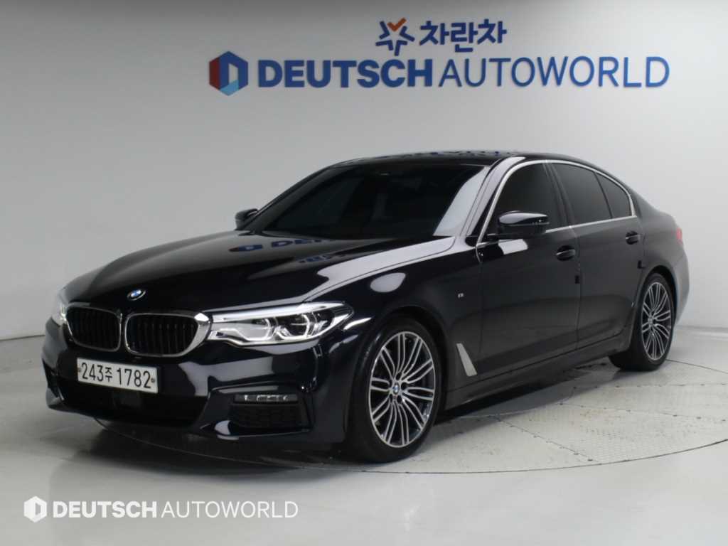 BMW 5시리즈 530i xDrive M 스포츠 플러스 사진 2/20
