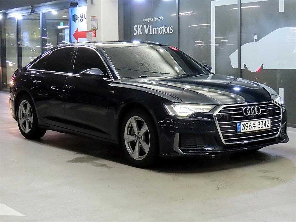 아우디 A6 45 TFSI 사진