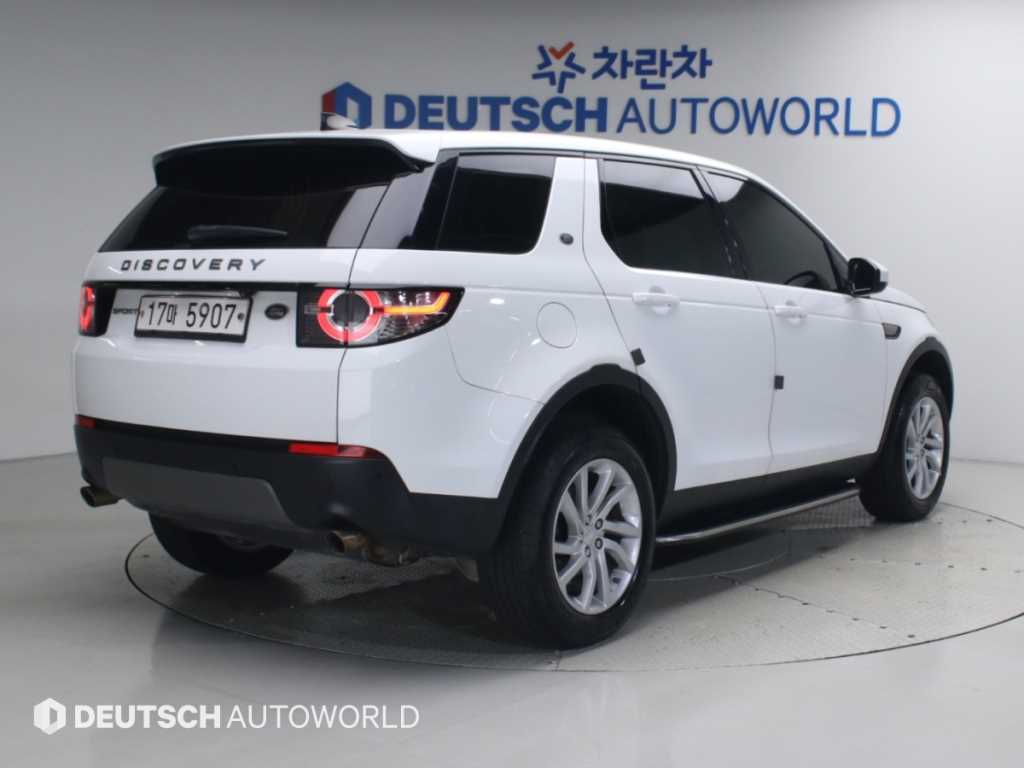 랜드로버 디스커버리 스포츠 2.0 TD4 SE 사진 2/20