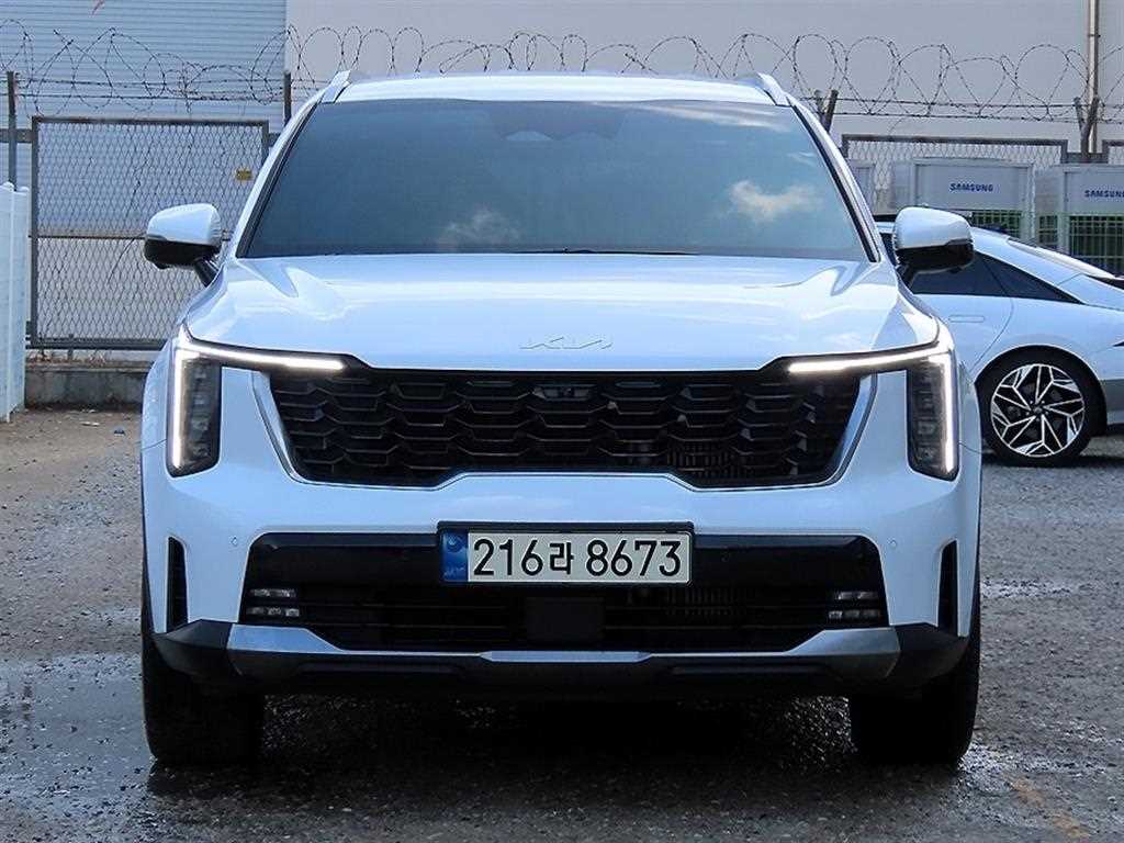 기아 쏘렌토 가솔린 2.5T 2WD 시그니처 사진 2/18