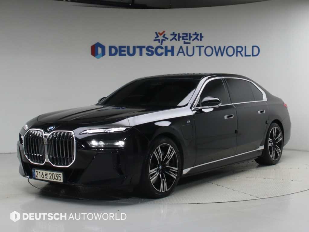 BMW 7시리즈 750e xDrive 디자인 퓨어 엑셀런스 사진