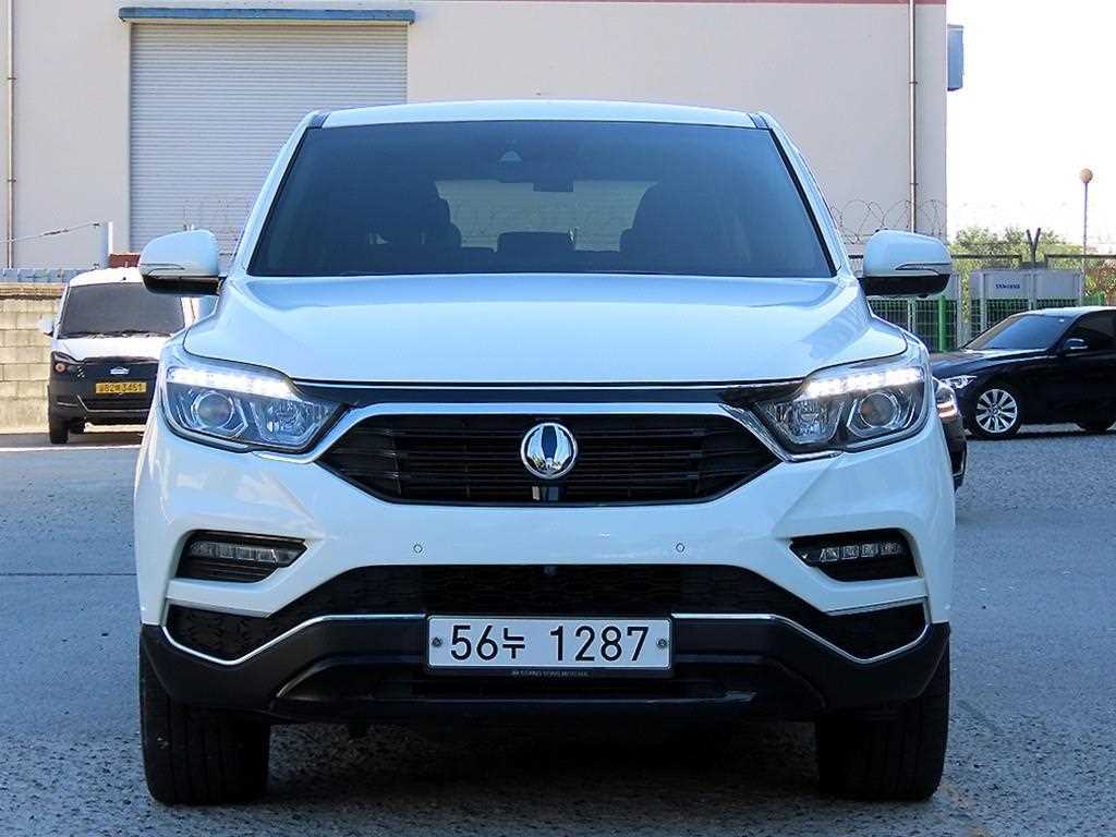 KGM 렉스턴 디젤 2.2 4WD 럭셔리 사진