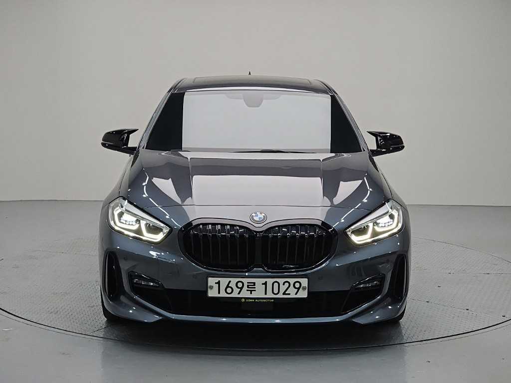 BMW 1시리즈 118d M 스포츠 퍼스트 에디션 사진 2/19