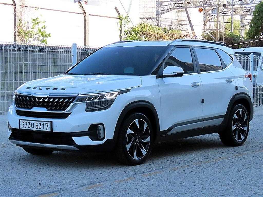 기아 셀토스 가솔린 1.6 터보 2WD 시그니처 사진 2/20