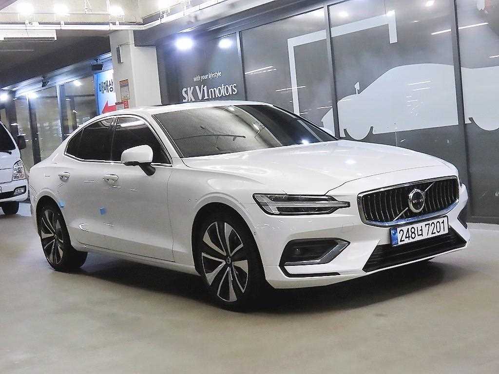 볼보 S60 B5 얼티메이트 브라이트 사진
