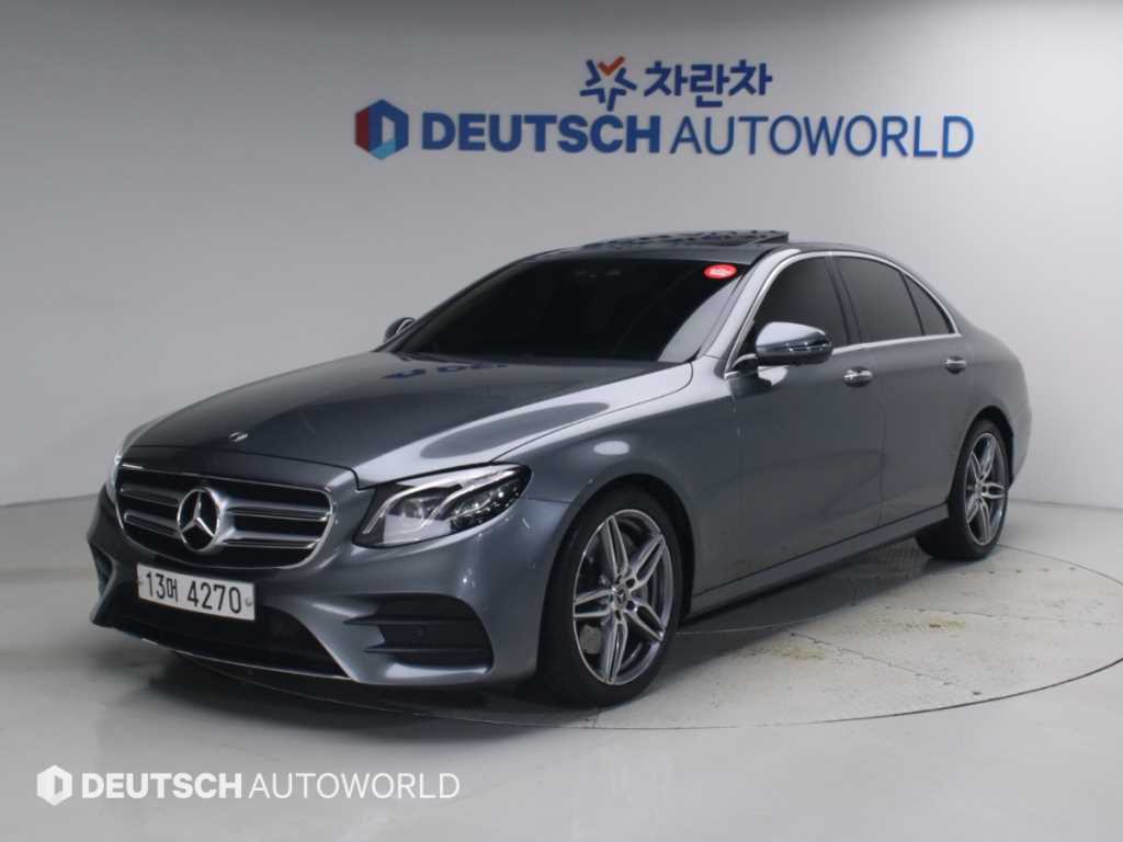 벤츠 E 클래스 E300 AMG LINE 사진