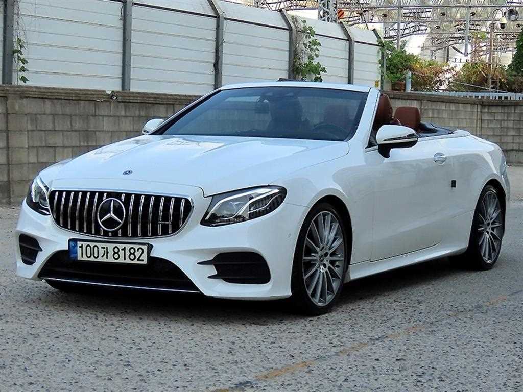 벤츠 E 클래스 E220d 카브리올레 사진 2/20