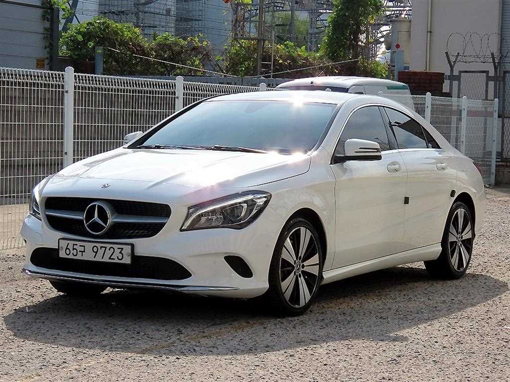 벤츠 CLA 클래스 CLA 250 4MATIC 사진 2/20