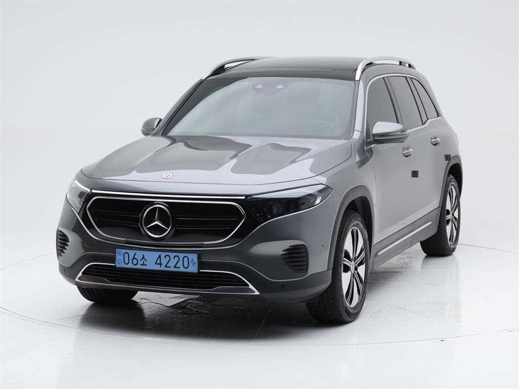벤츠 EQB 300 4MATIC AMG 라인 사진