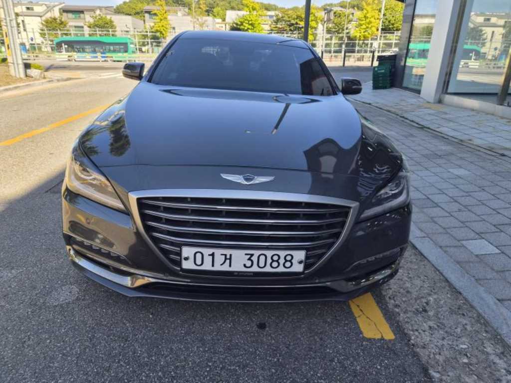 제네시스 G80 3.3 GDI AWD 럭셔리 사진 2/19