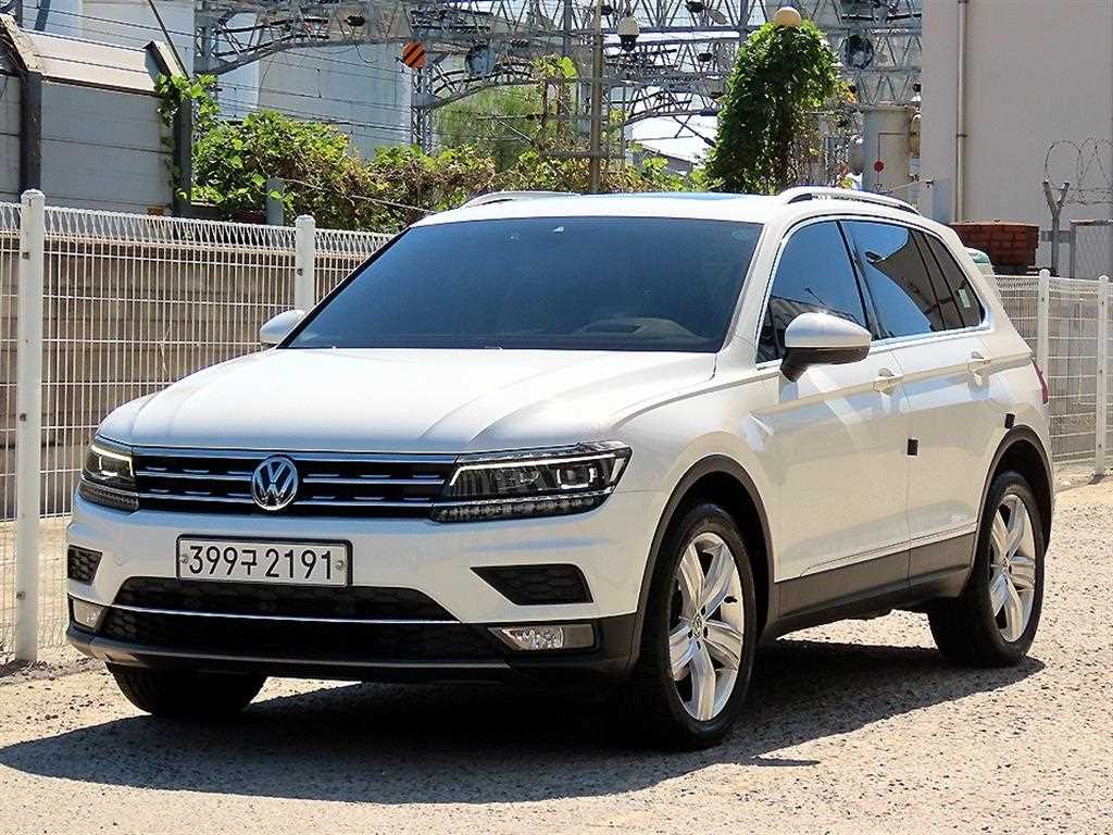 폭스바겐 티구안 2.0 TDI 프레스티지 4모션 사진 2/20