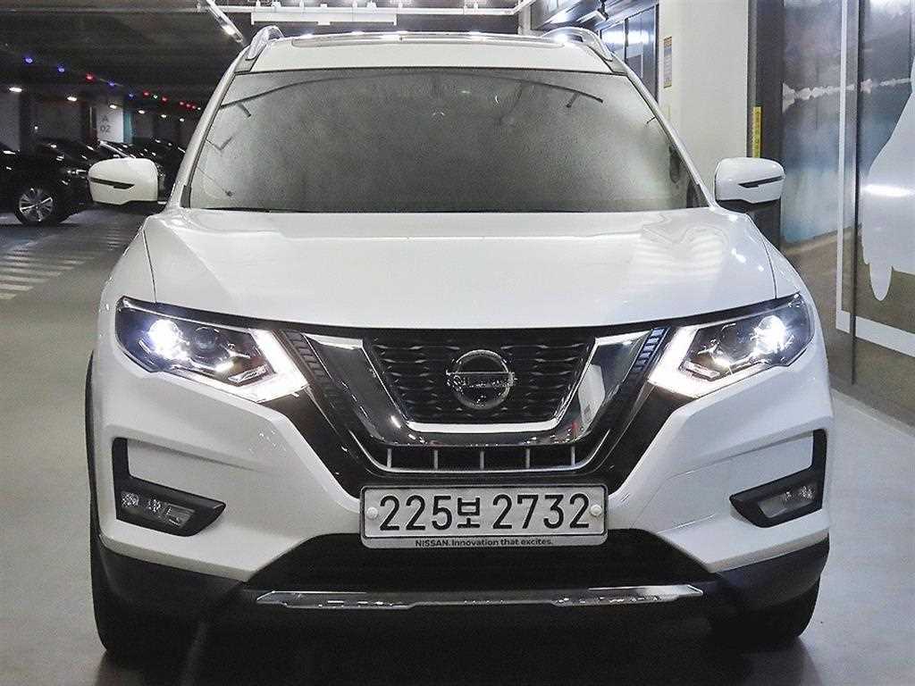 닛산 엑스트레일 2.5 4WD 사진 2/20
