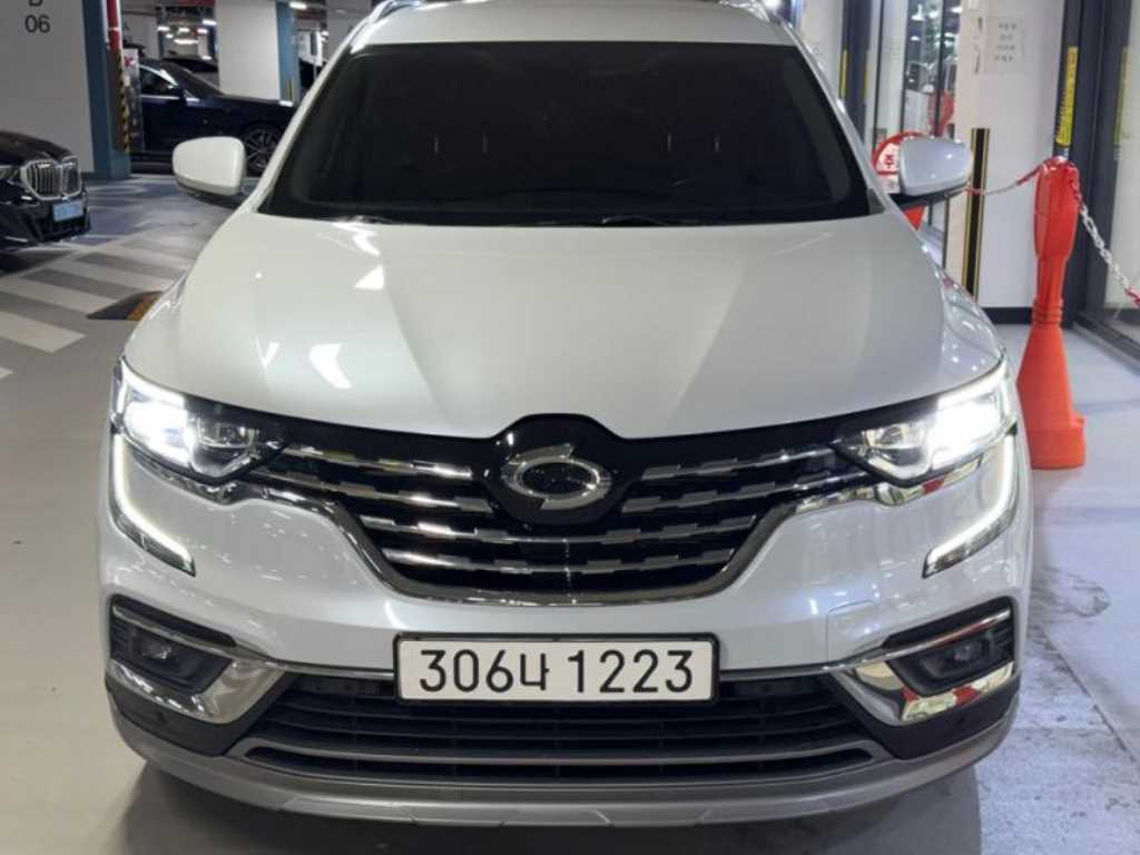 르노코리아 QM6 2.0 LPe RE 시그니처 2WD 사진