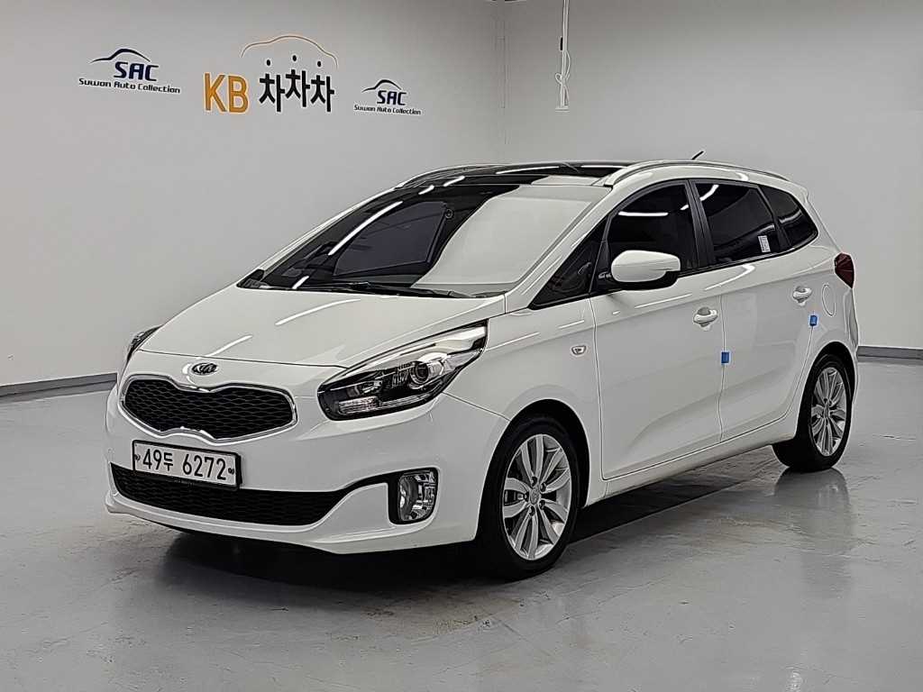 기아 카렌스 2.0 LPI 럭셔리 사진