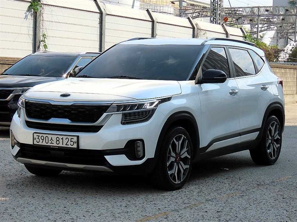 기아 셀토스 가솔린 1.6 터보 2WD 노블레스 사진 2/20