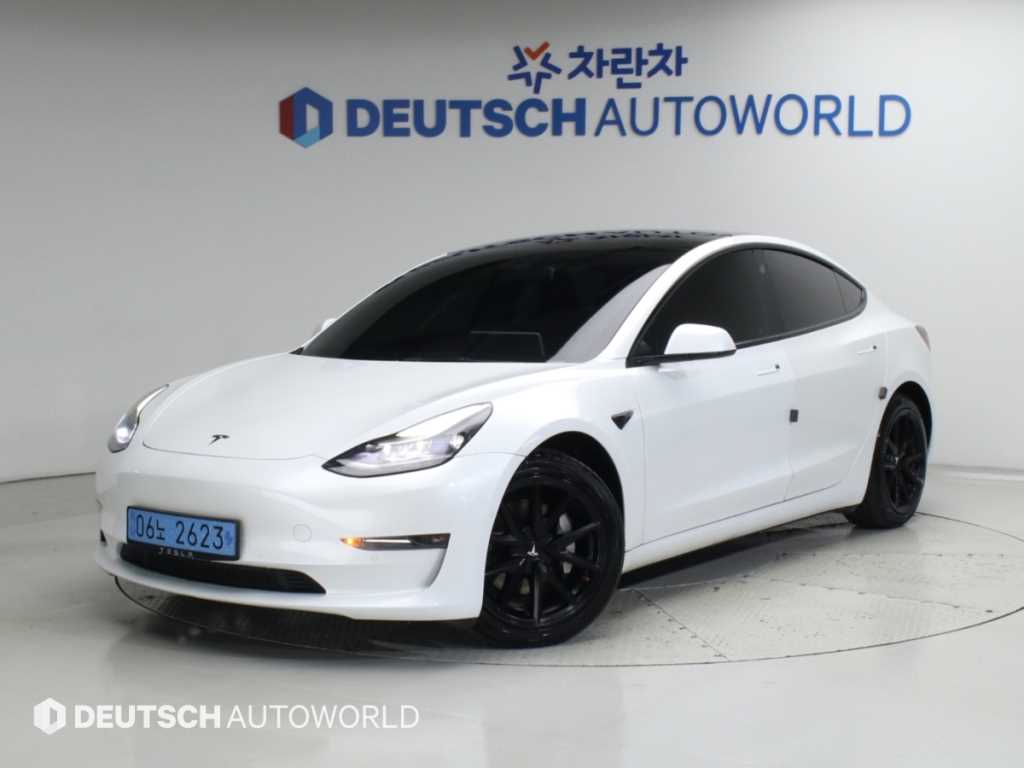 테슬라 모델 3 롱 레인지 사진