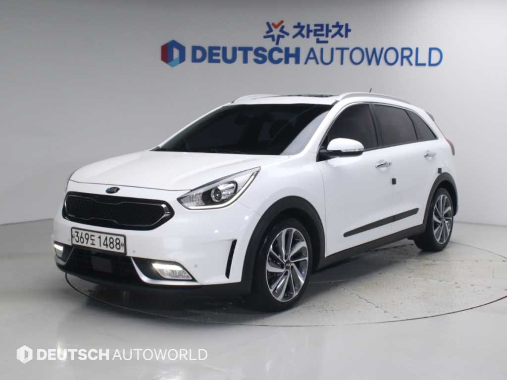 기아 니로 1.6 하이브리드 노블레스 사진
