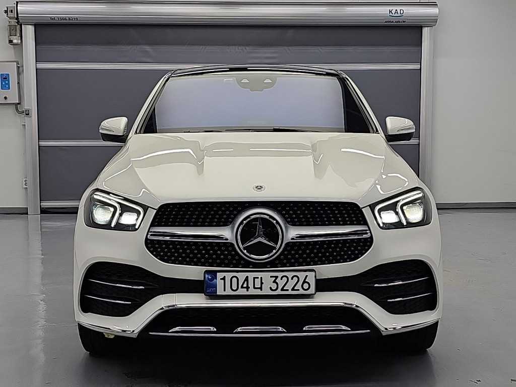 벤츠 GLE 클래스 GLE 400d 4MATIC 쿠페 사진 2/20
