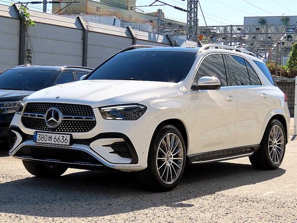 벤츠 GLE 클래스 GLE 450 4MATIC 사진