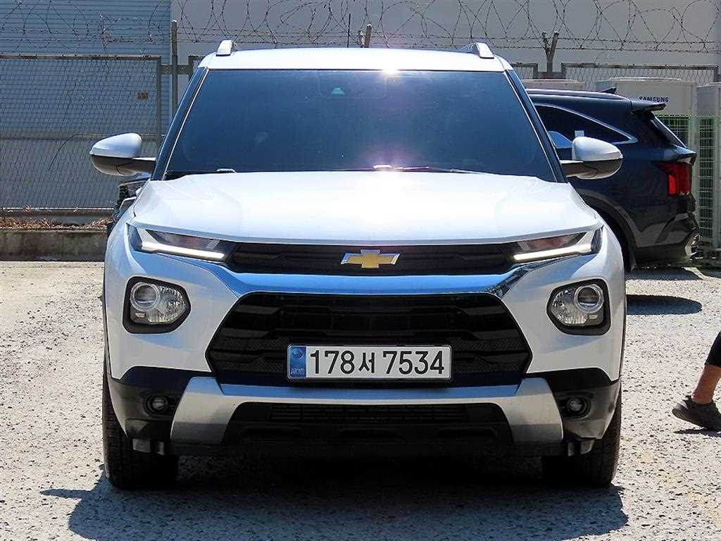 쉐보레 트레일블레이저 2WD 1.3 터보 가솔린 프리미어 사진