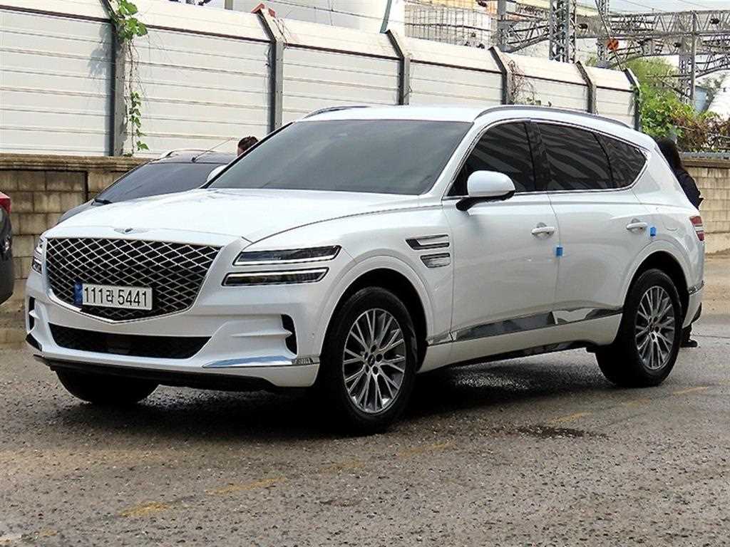 제네시스 GV80 가솔린 2.5T 2WD 사진 2/20