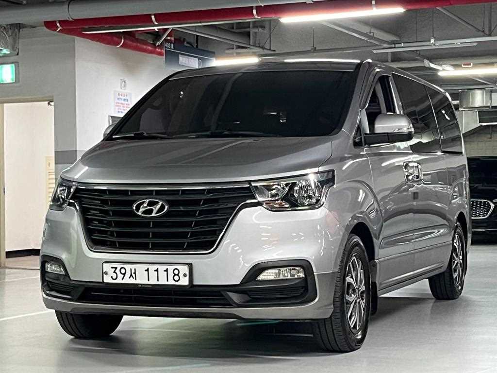 현대 스타렉스 2WD 어반 9인승 프리미엄 스페셜 사진
