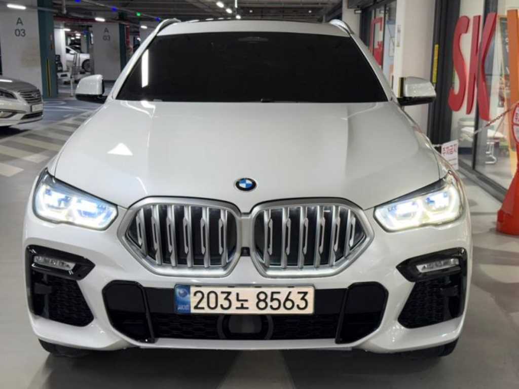 BMW X6 xDrive 40i M 스포츠 사진