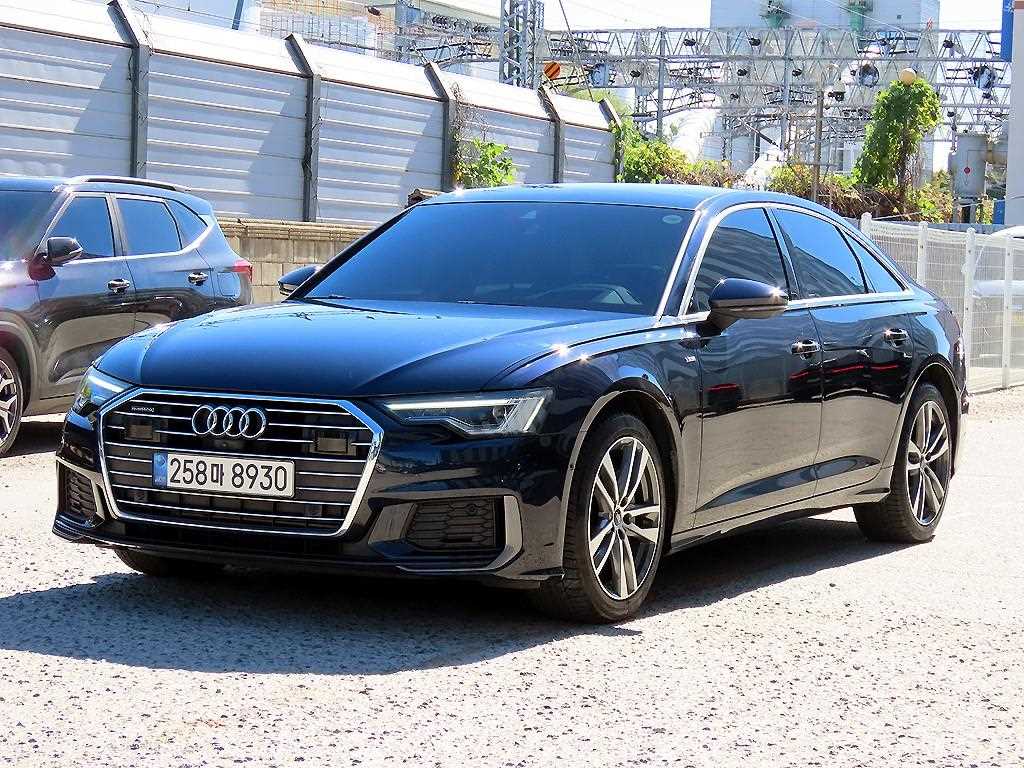 아우디 A6 45 TFSI 콰트로 프리미엄 사진 2/20