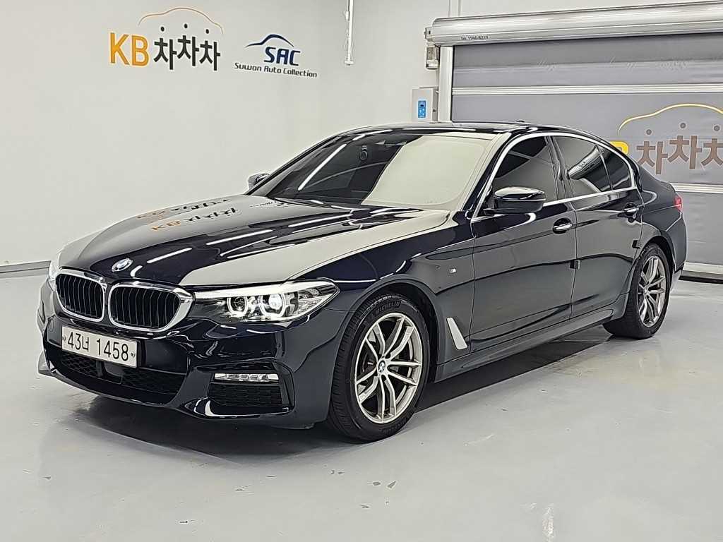 BMW 5시리즈 520d M 스포츠 플러스 사진