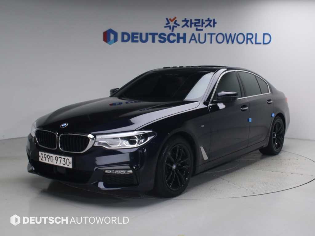 BMW 5시리즈 520d xDrive M 스포츠 사진