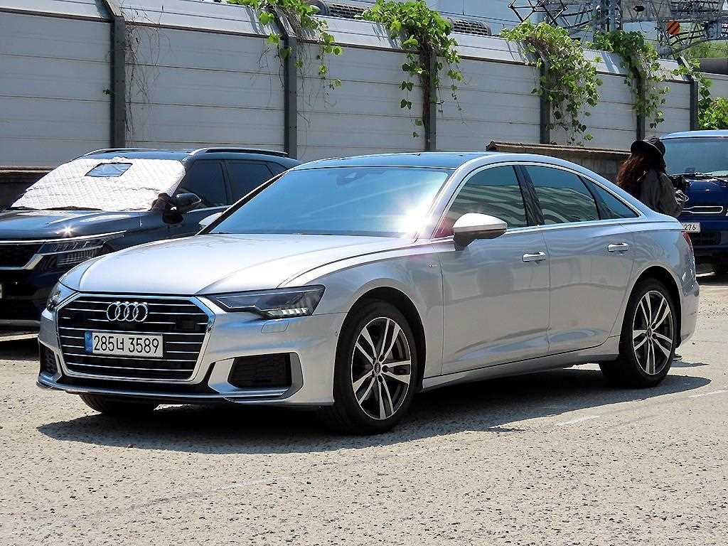 아우디 A6 45 TFSI 사진 2/20
