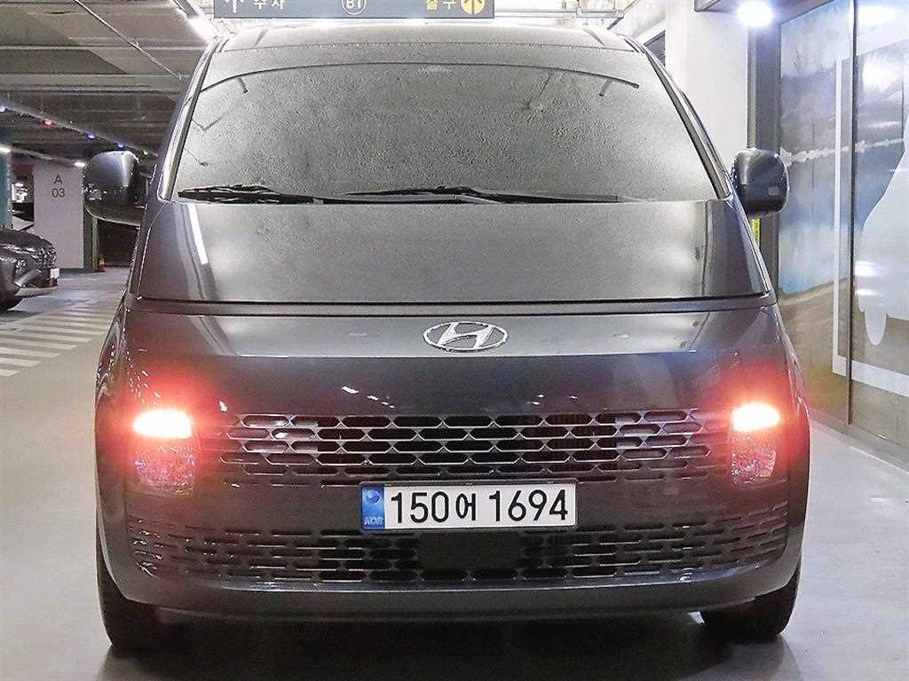 현대 스타리아 2WD 디젤 투어러 모던 9인승 사진 2/20