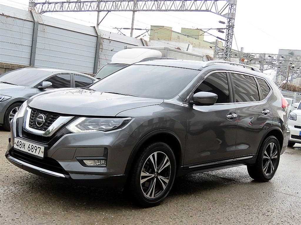 닛산 엑스트레일 2.5 4WD 사진 2/20