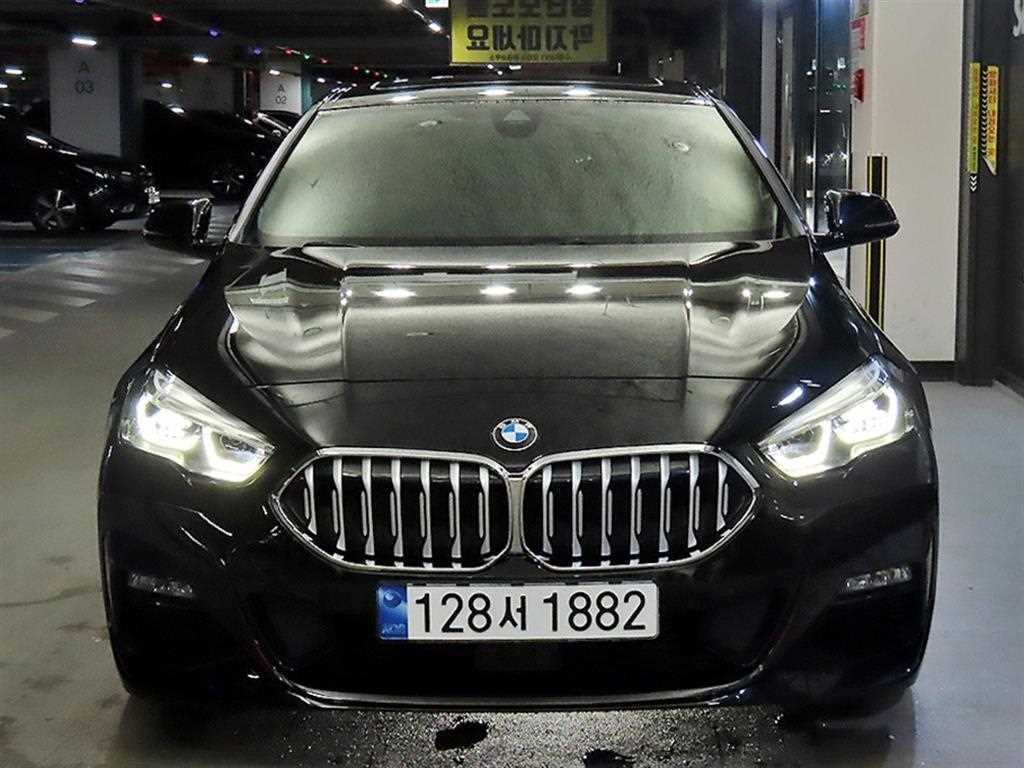 BMW 2시리즈 220i 그란쿠페 M스포츠 사진 2/20