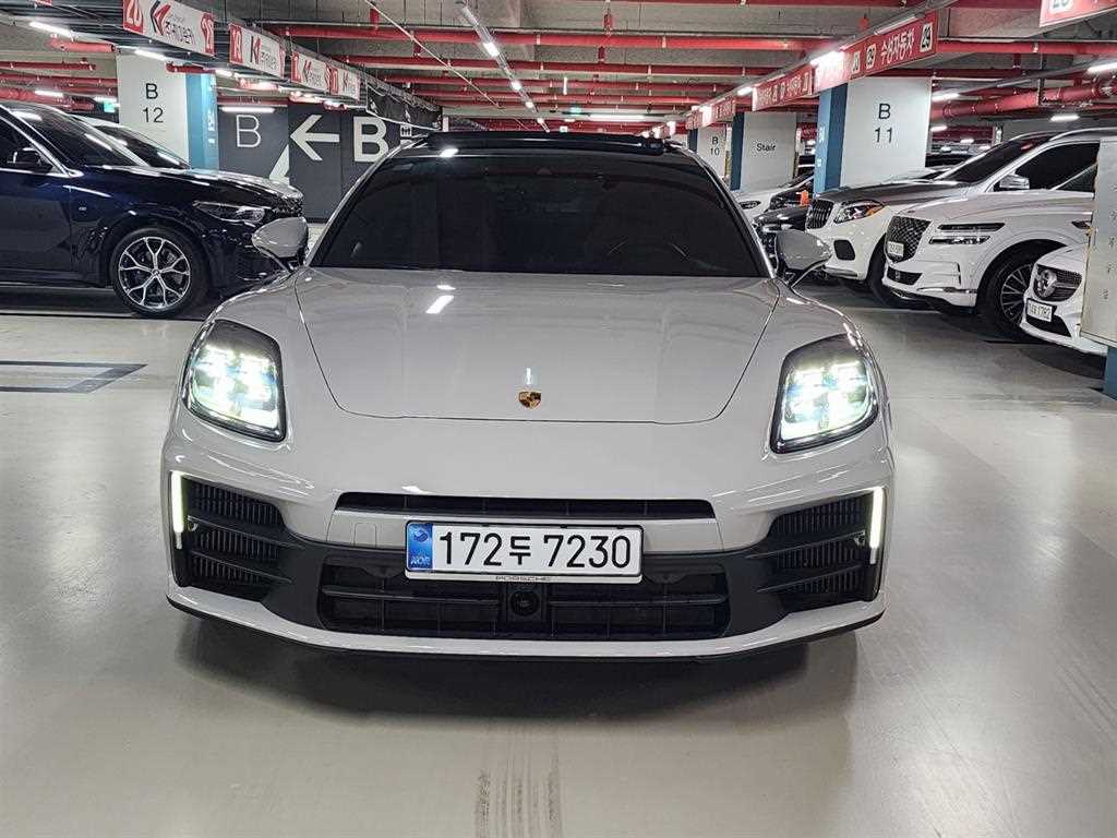 포르쉐 파나메라 2.9 V6 4 E-HEV 사진 2/20