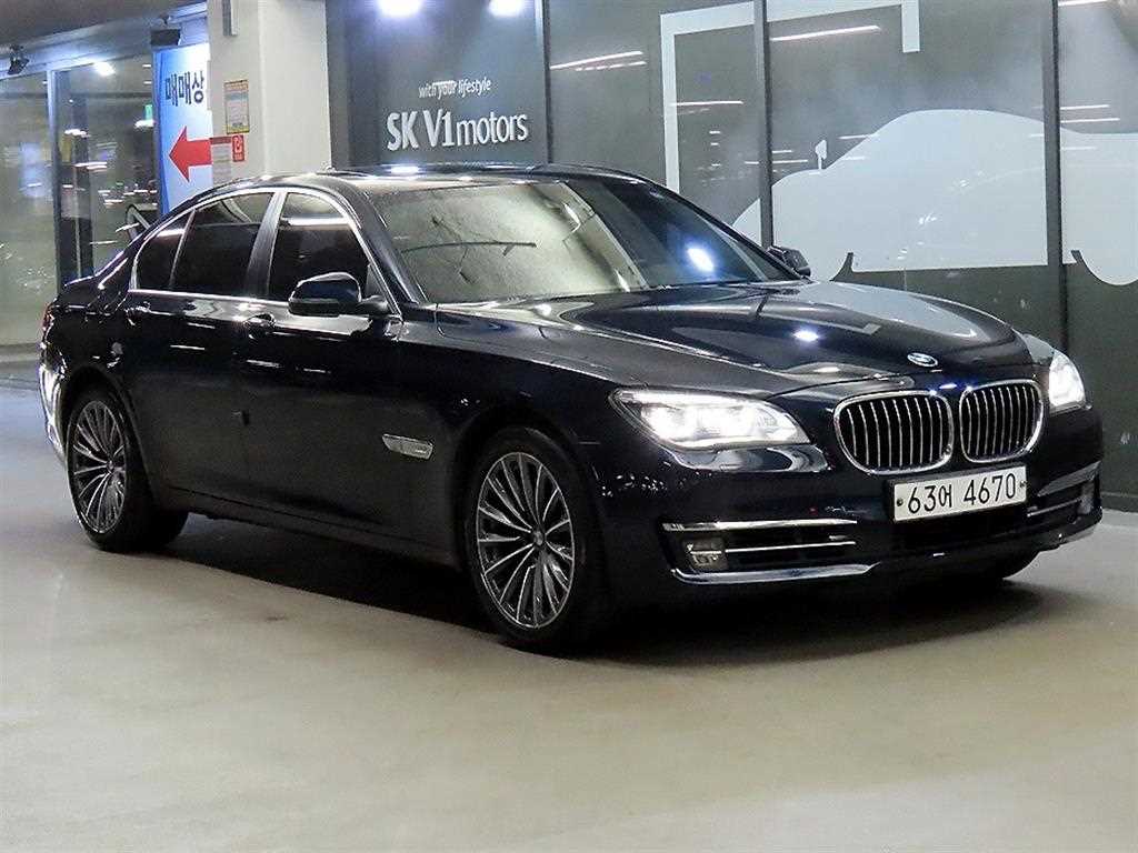 BMW 7시리즈 740 d xDrive 인디비주얼 사진
