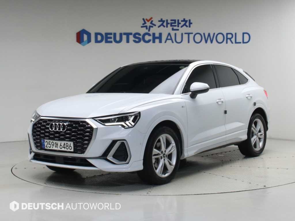 아우디 Q3 35 TDI 스포트백 프리미엄 사진