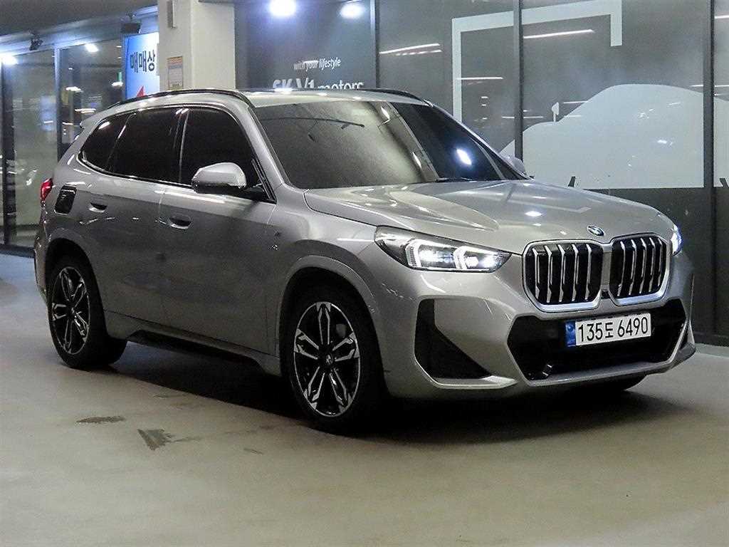 BMW X1 sDrive 20i M 스포츠 사진