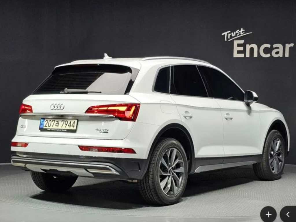 아우디 Q5 40 TDI 콰트로 사진 2/20
