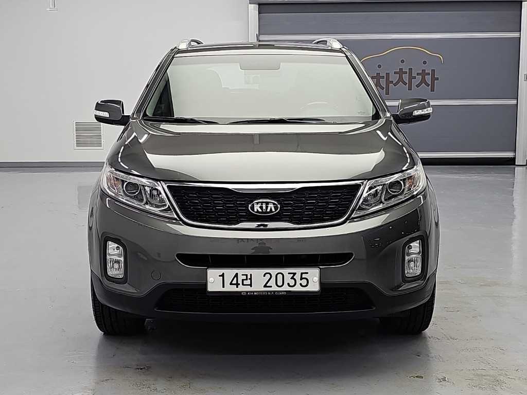 기아 쏘렌토 2WD 2.0 TLX 스페셜 사진 2/19