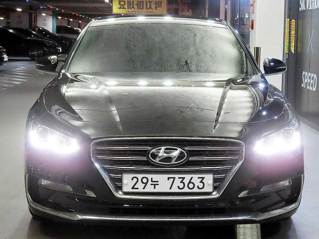 현대 그랜저 2.4 GDI 프리미엄 기본형 사진 2/20