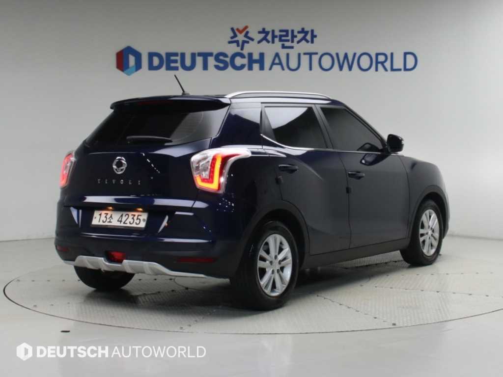 KGM 티볼리 2WD 가솔린 VX 사진 2/20