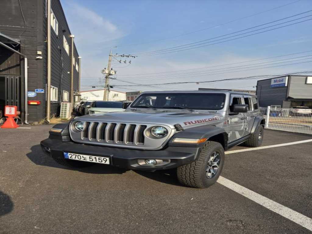 지프 랭글러 2.0 루비콘 4도어 하이 사진 2/10