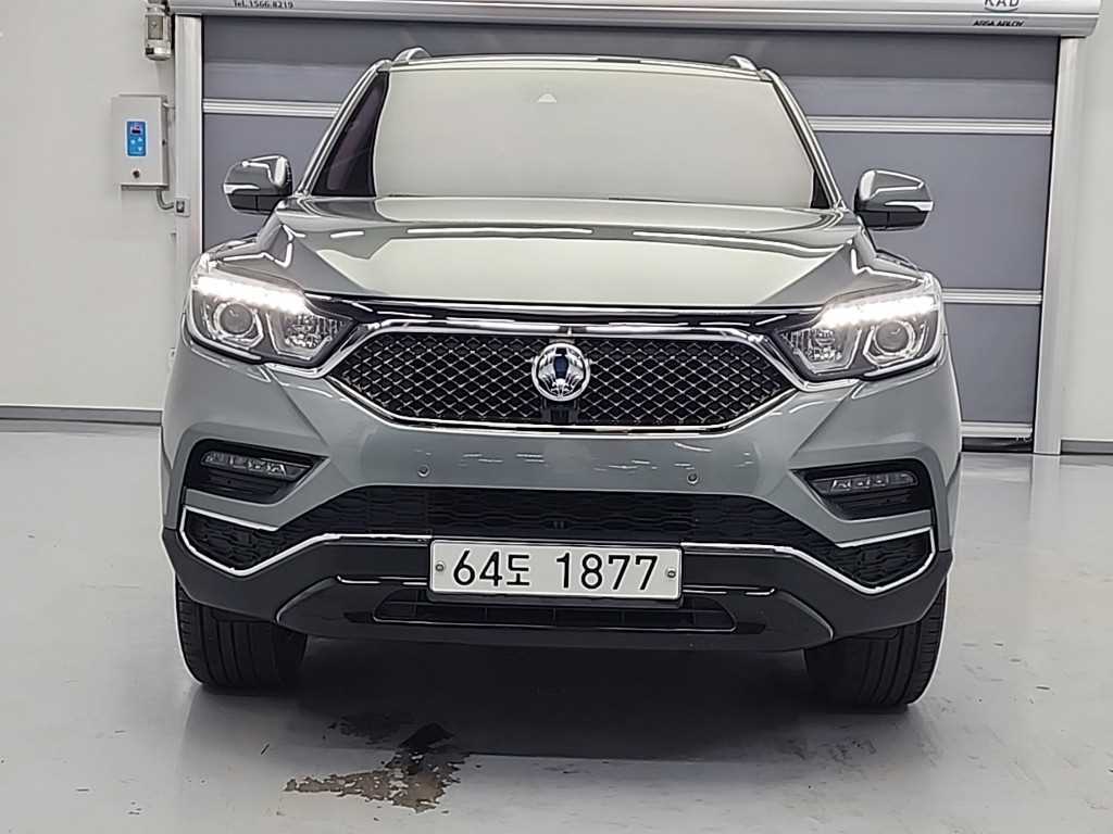 KGM 렉스턴 디젤 2.2 2WD 유라시아 에디션 사진 2/19