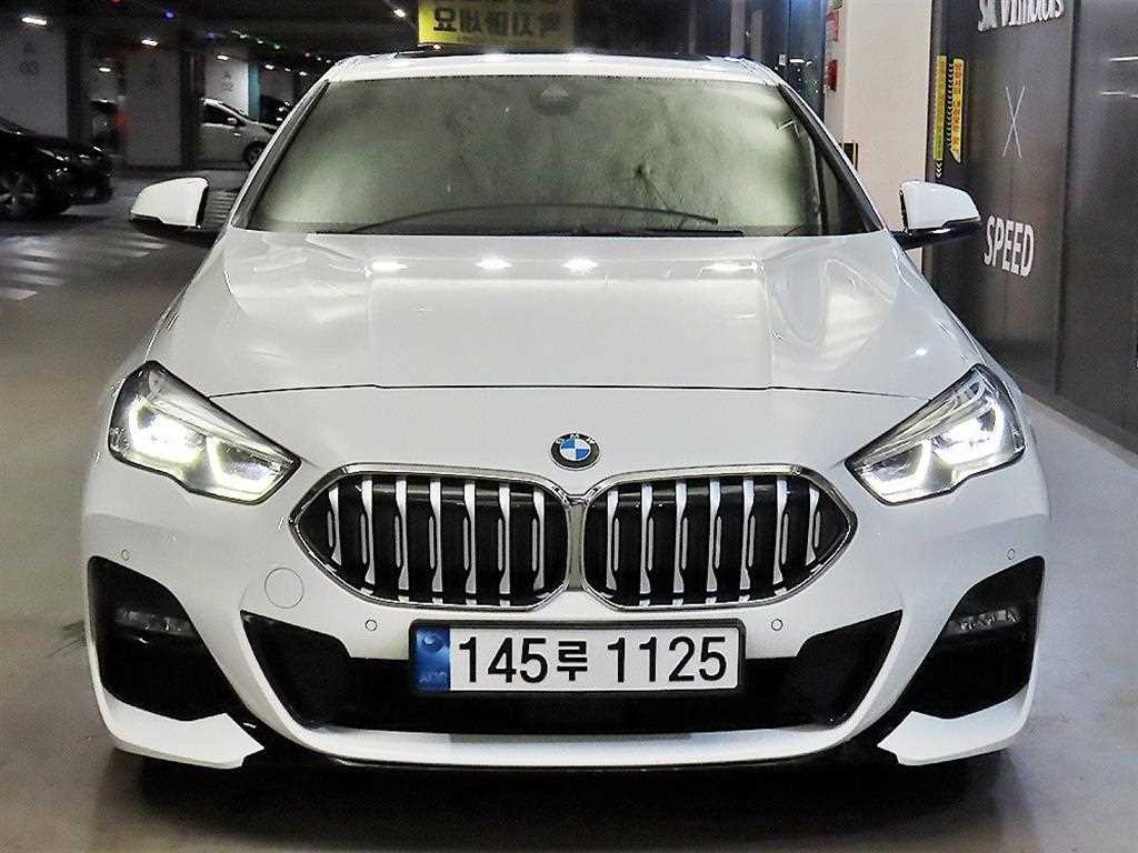 BMW 2시리즈 220i M 스포츠 사진 2/20