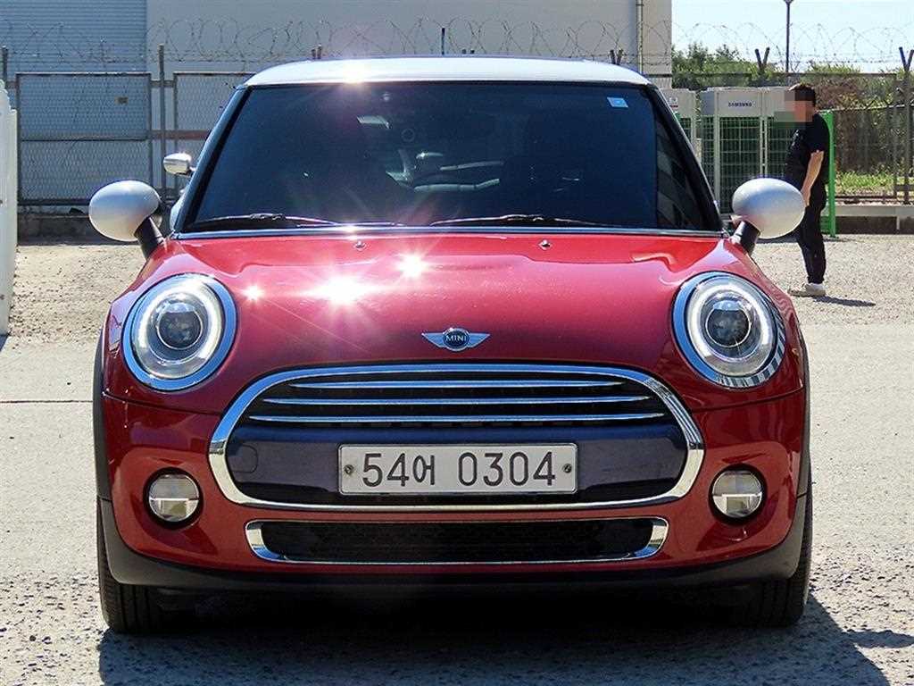 MINI 쿠퍼 SE 사진